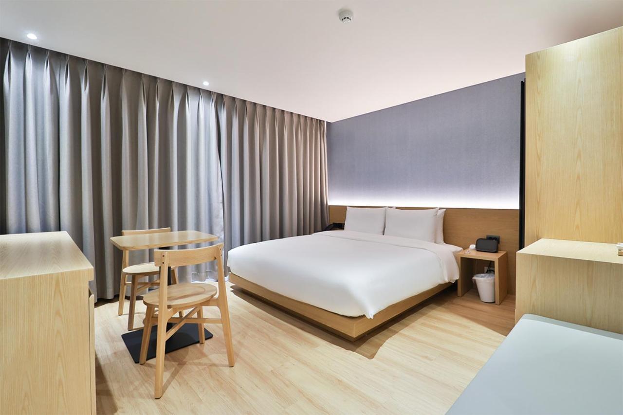 Custom Hotel Ilsan Ni Eksteriør billede