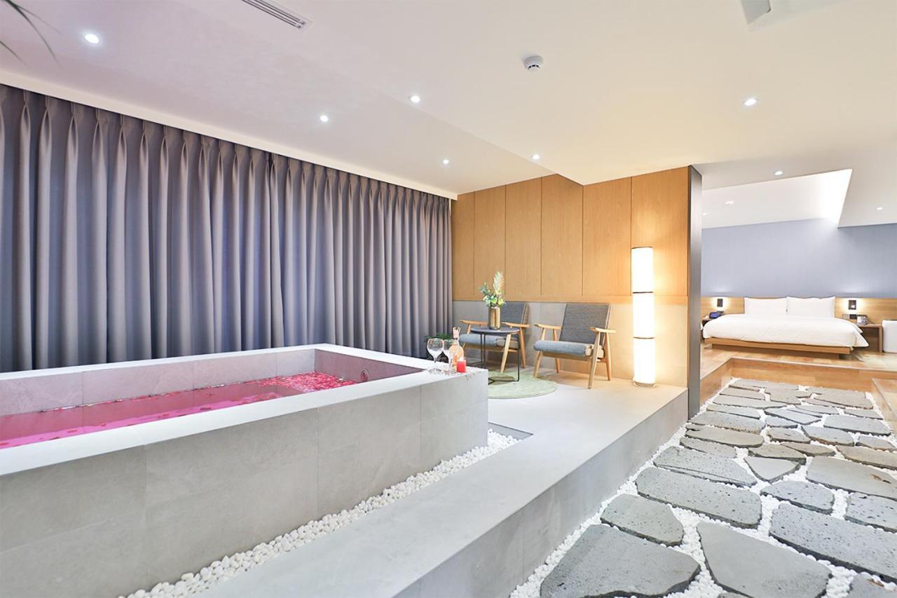 Custom Hotel Ilsan Ni Eksteriør billede